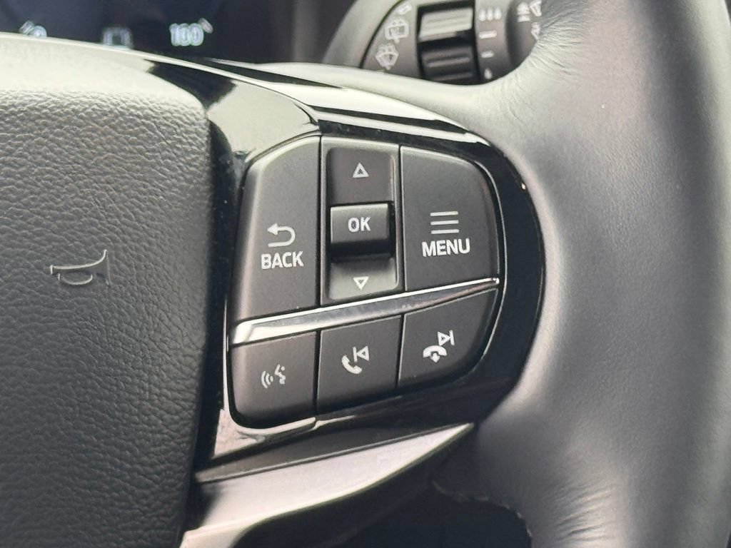 Used 2026 Ford Explorer Platinum RWD image 24