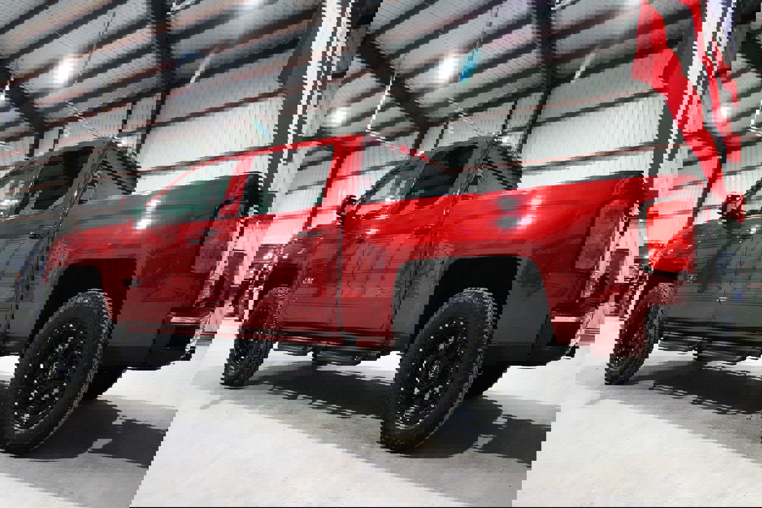 Used 2018 Chevrolet Silverado 1500 LT w/ Texas Edition image 9