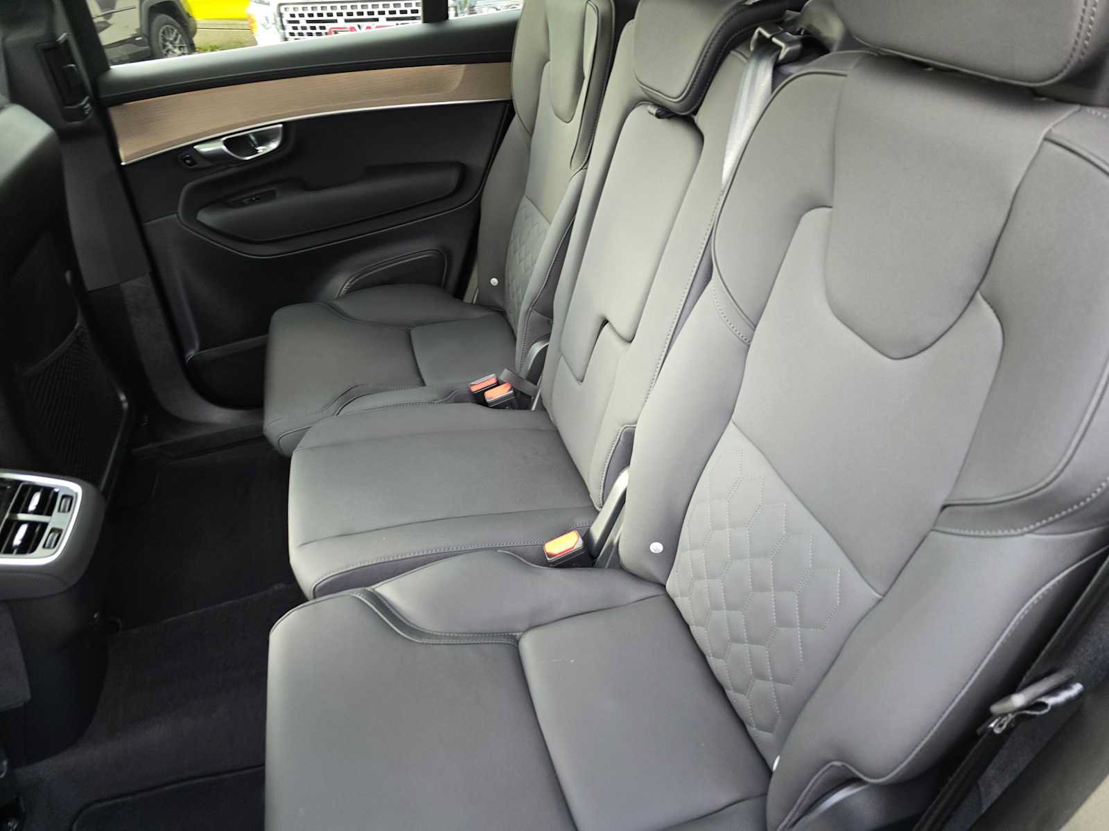 New 2026 Volvo XC90 B5 Core AWD/4WD image 19