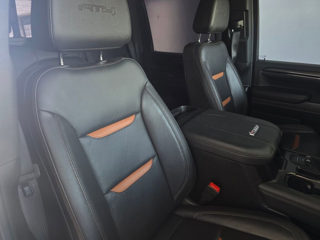 Used 2024 GMC Sierra 2500 AT4 w/ AT4 Preferred Package AWD/4WD image 12