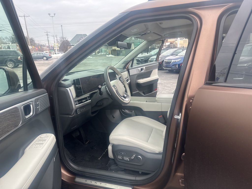 Used 2024 Hyundai Santa Fe Calligraphy image 15