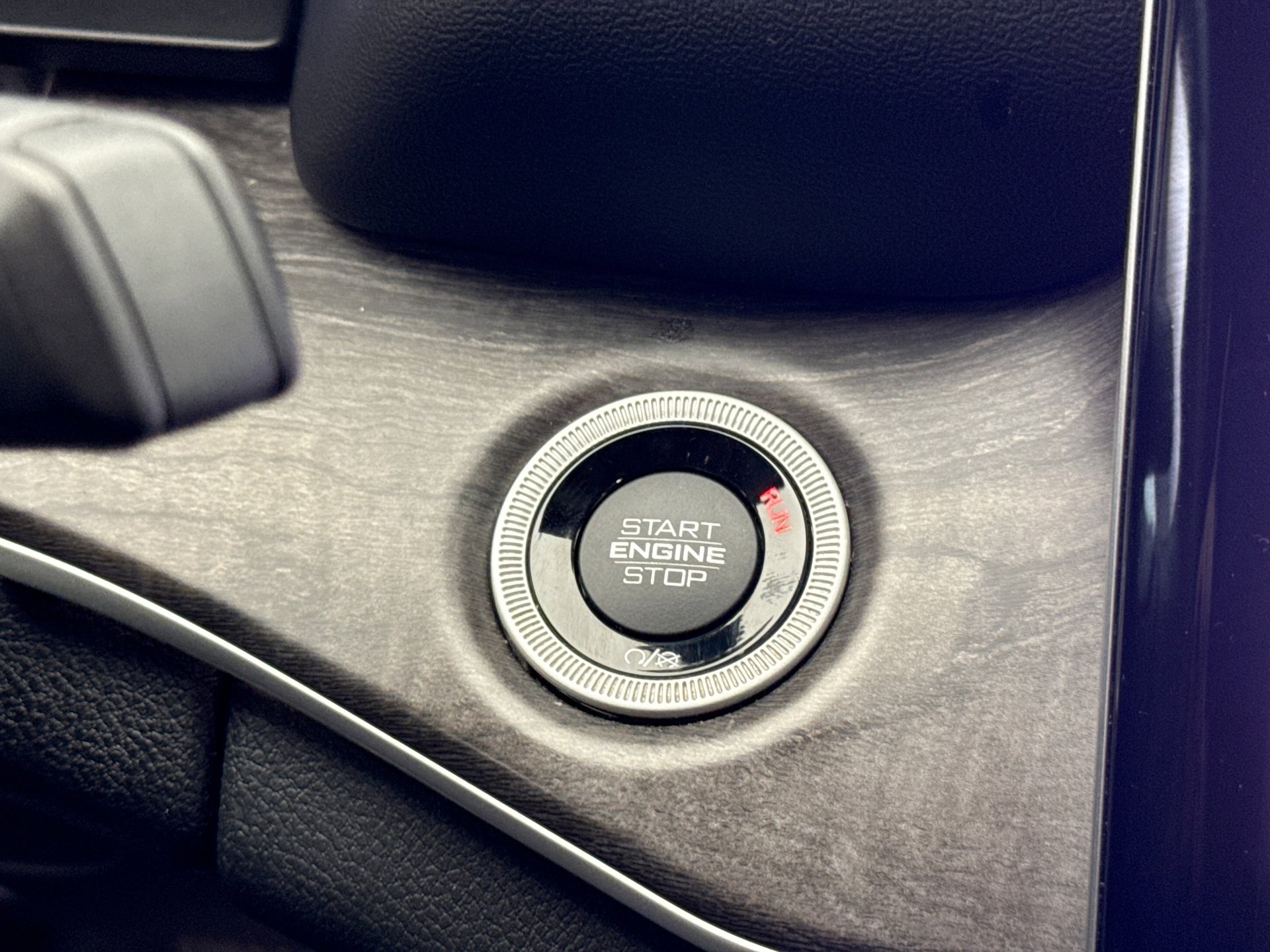 Used 2022 Jeep Grand Cherokee L Limited image 22