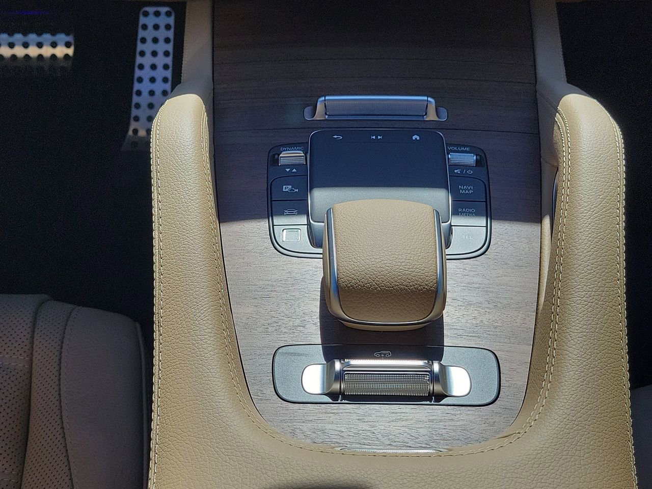 New 2026 Mercedes-Benz GLS 580 4MATIC image 20