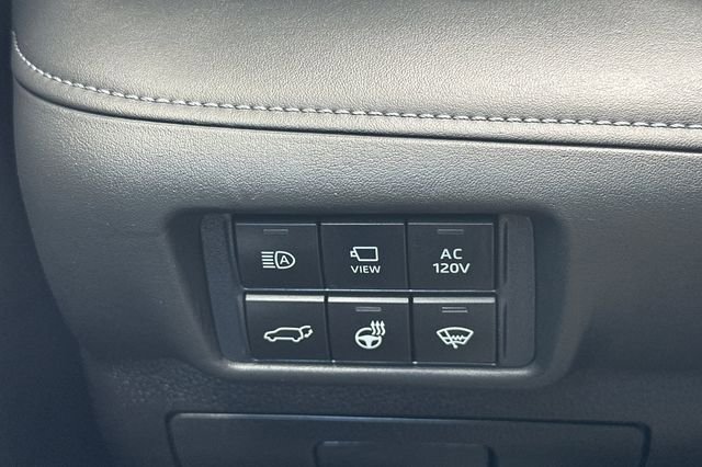 Used 2021 Toyota Highlander Limited image 35