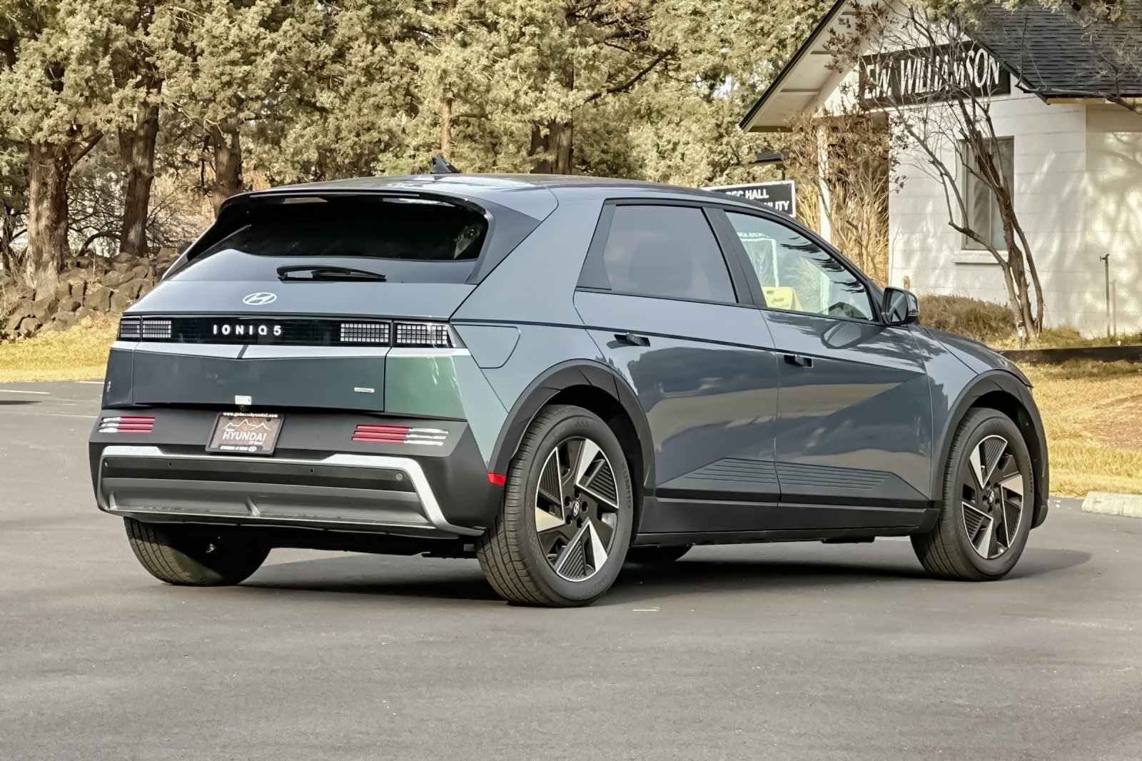 New 2026 Hyundai Ioniq 5 SEL image 4