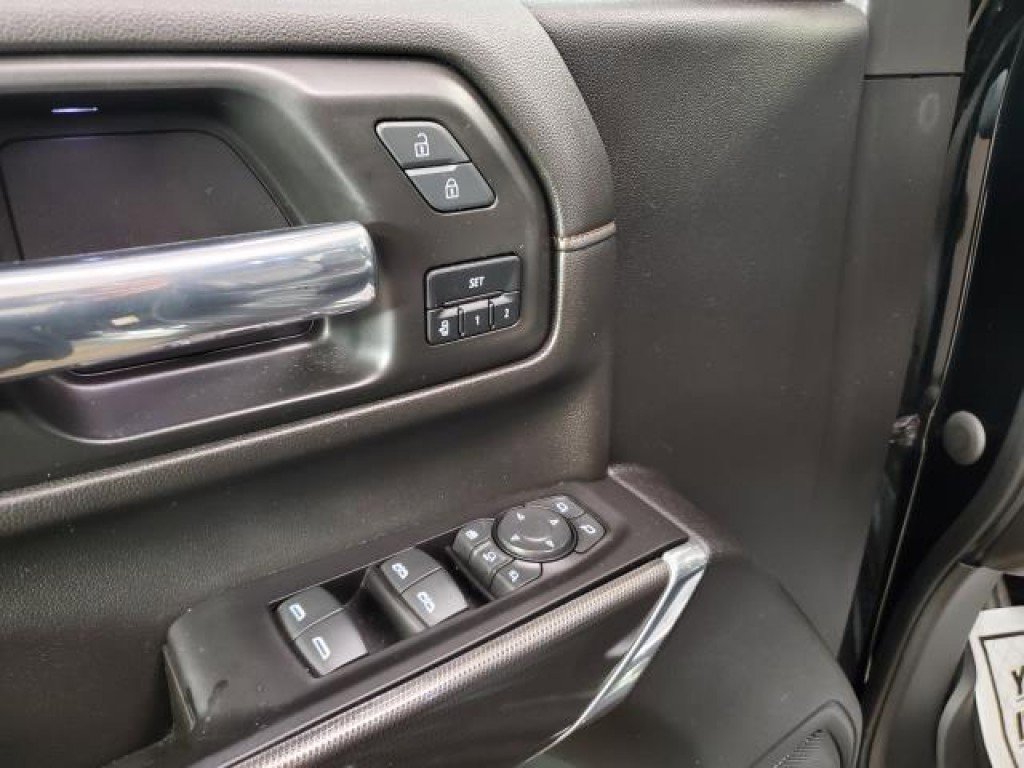 Used 2022 GMC Sierra 2500 AT4 w/ AT4 Premium Plus Package image 15