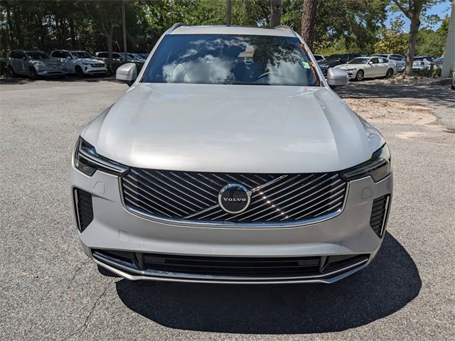 New 2025 Volvo XC90 B6 Core w/ Climate Package image 9