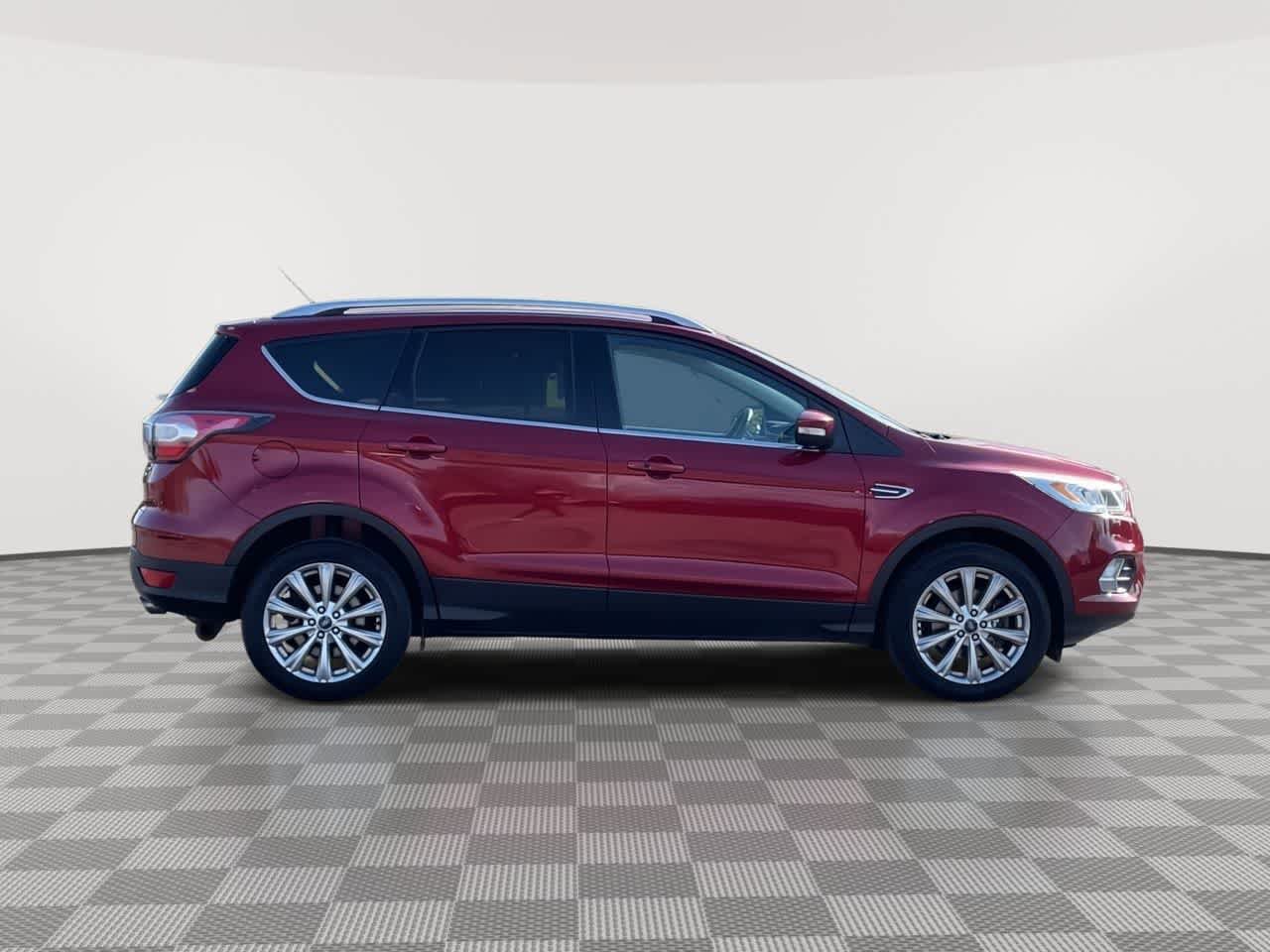 Used 2017 Ford Escape Titanium AWD/4WD image 9