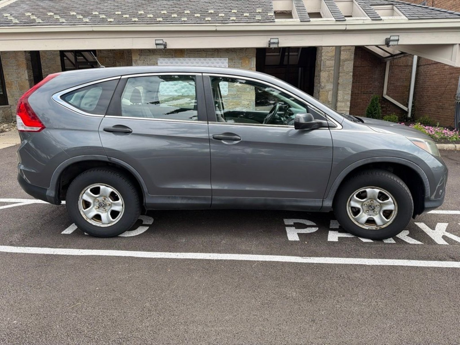 Used 2013 Honda CR-V LX image 4
