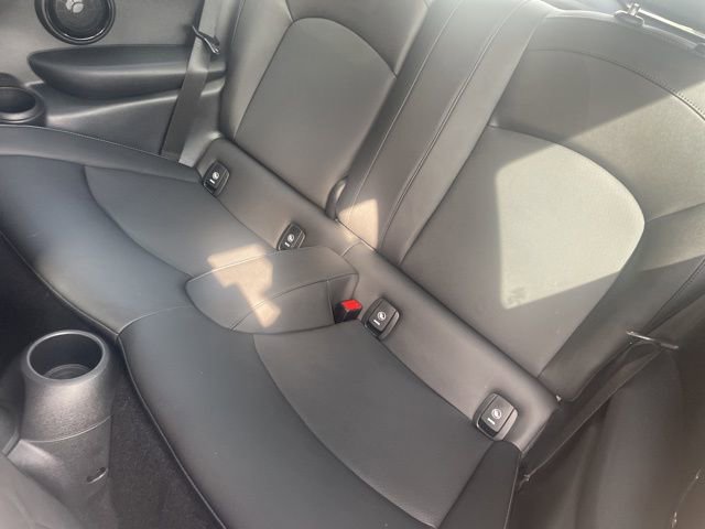 Certified 2024 MINI Cooper SE image 22