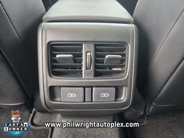 Used 2021 Honda Accord Touring image 12