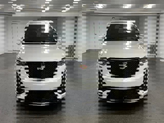 Certified 2024 Cadillac XT6 Sport w/ Technology Package image 8