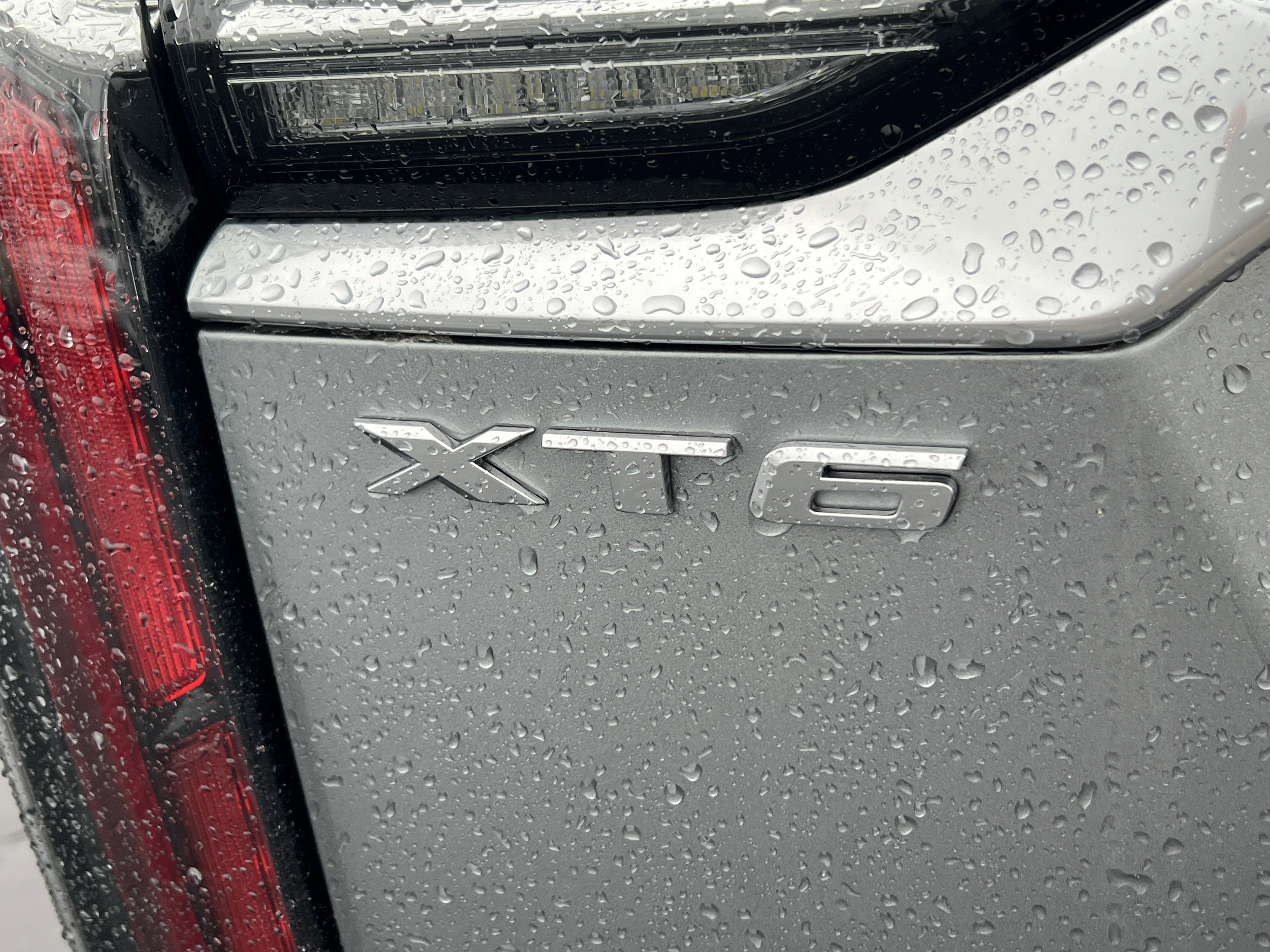 Used 2023 Cadillac XT6 Sport w/ Technology Package image 9