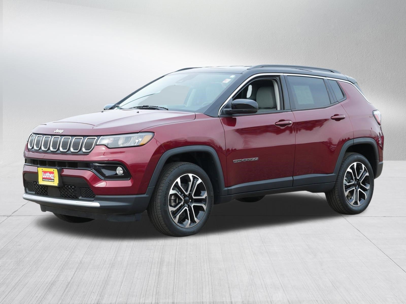 Used 2022 Jeep Compass Limited image 3