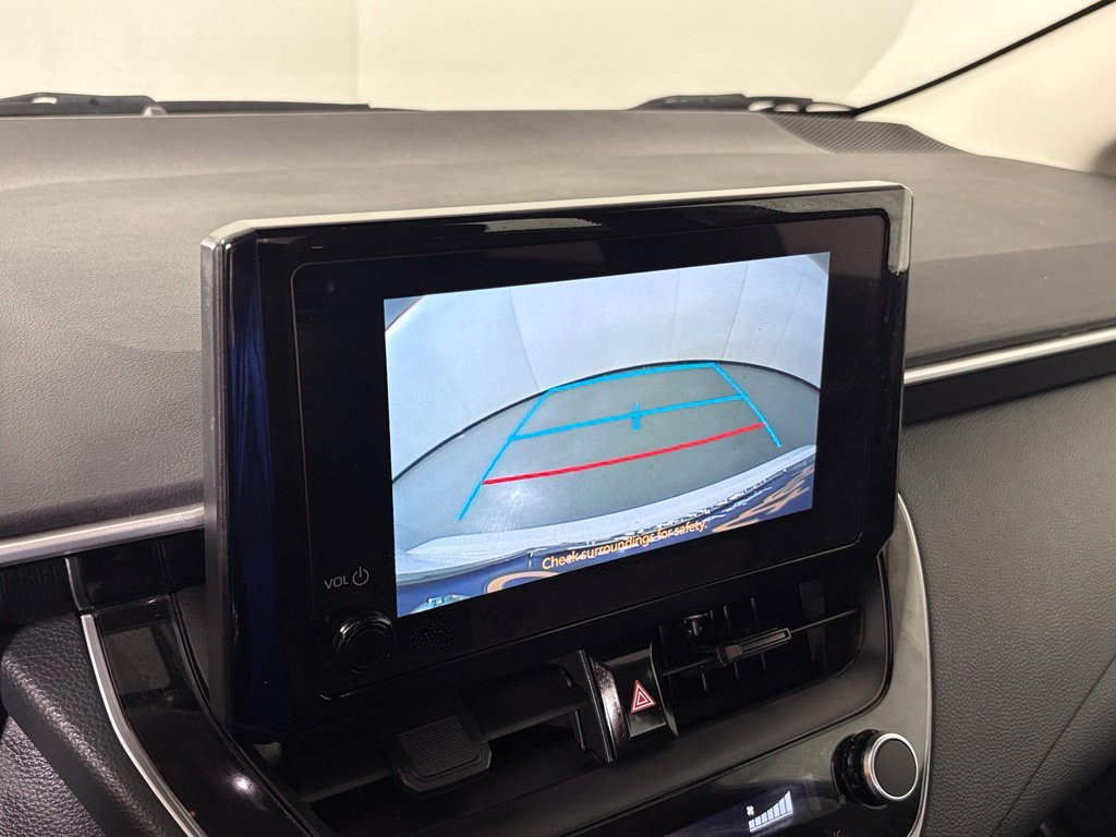 Used 2025 Toyota Corolla LE FWD image 23