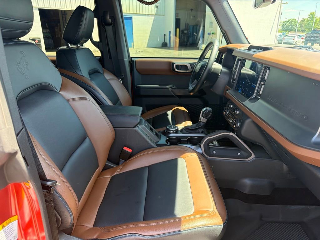Used 2024 Ford Bronco Outer Banks AWD/4WD image 32
