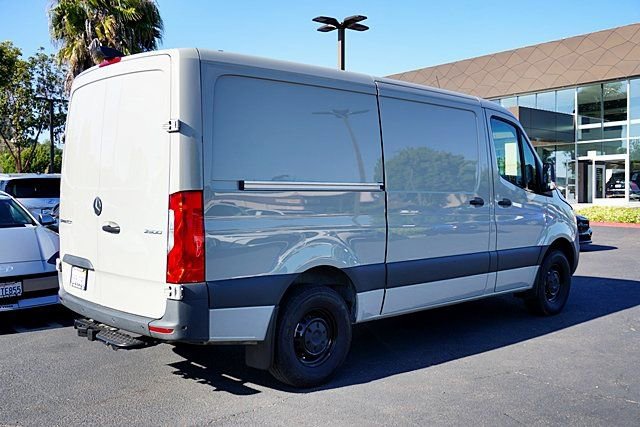 Used 2024 Mercedes-Benz Sprinter 2500 w/ Parking Package image 8
