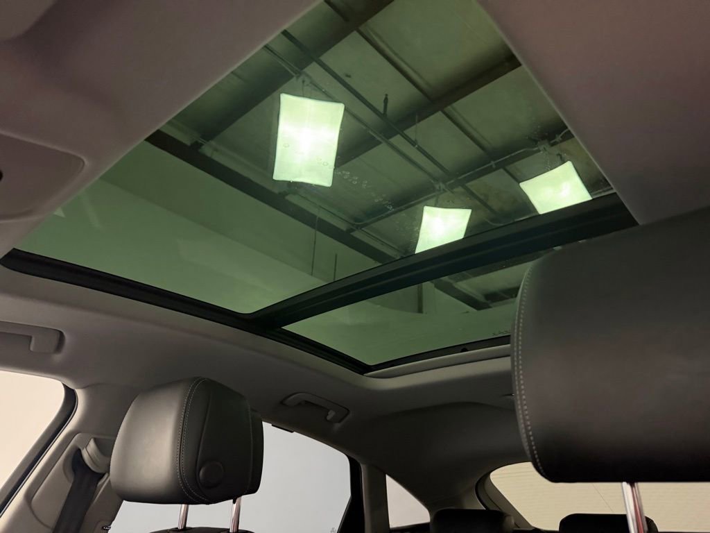 Used 2021 Audi e-tron Prestige AWD/4WD image 24