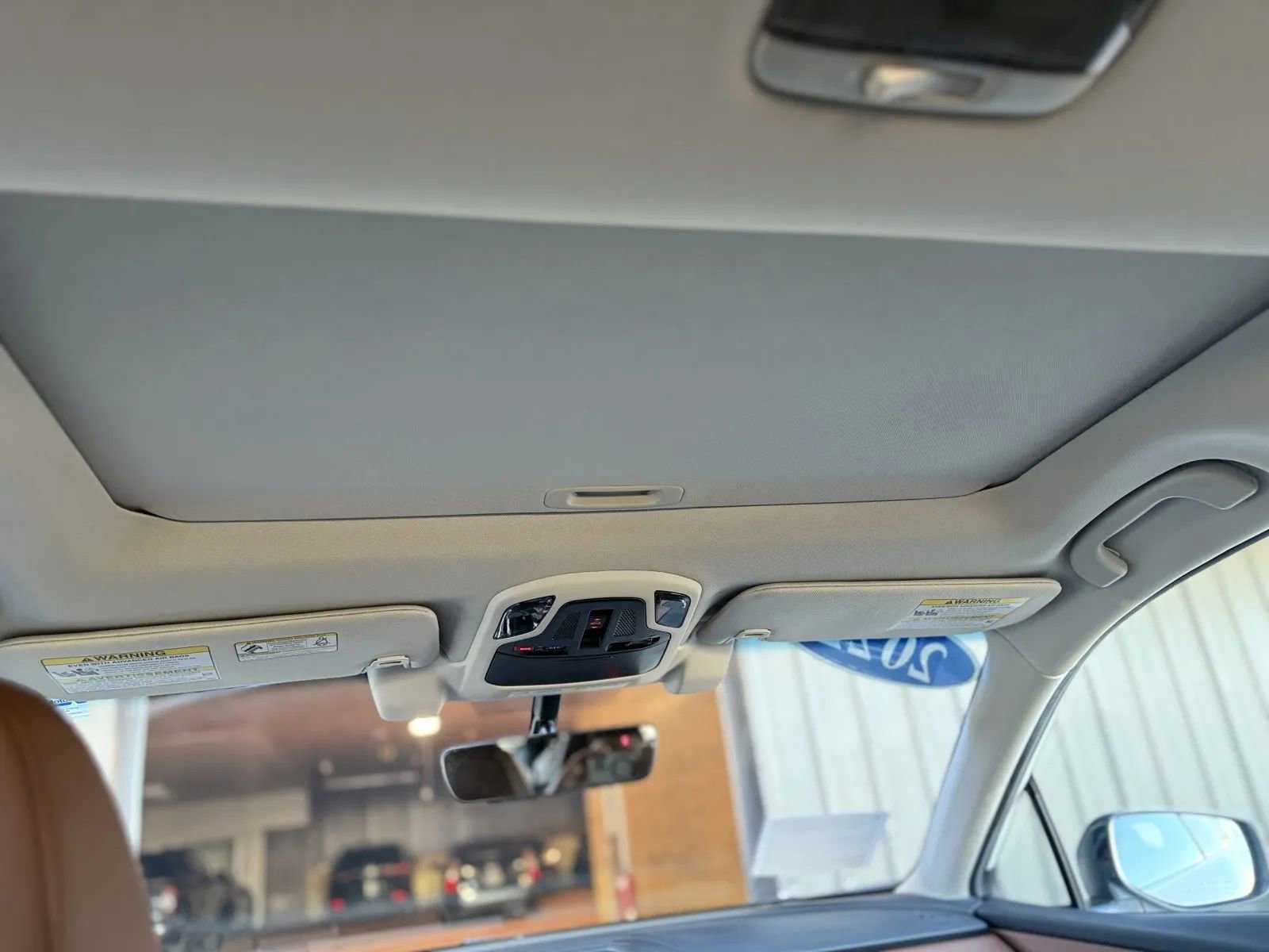 Used 2022 Subaru Outback Touring w/ Popular Package #2 image 21