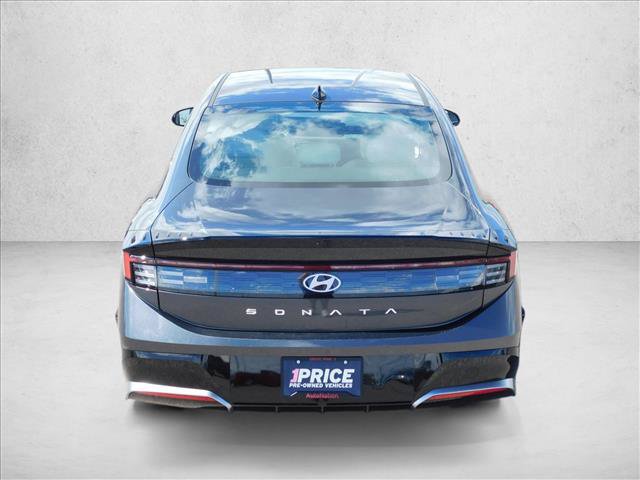 Used 2025 Hyundai Sonata SEL FWD image 11