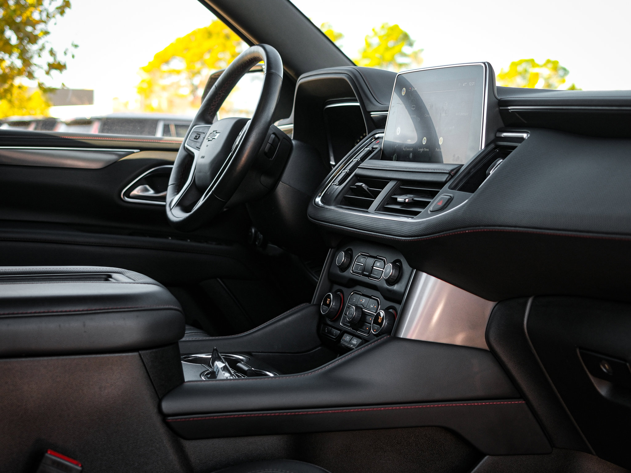 Used 2022 Chevrolet Tahoe RST w/ Luxury Package image 36