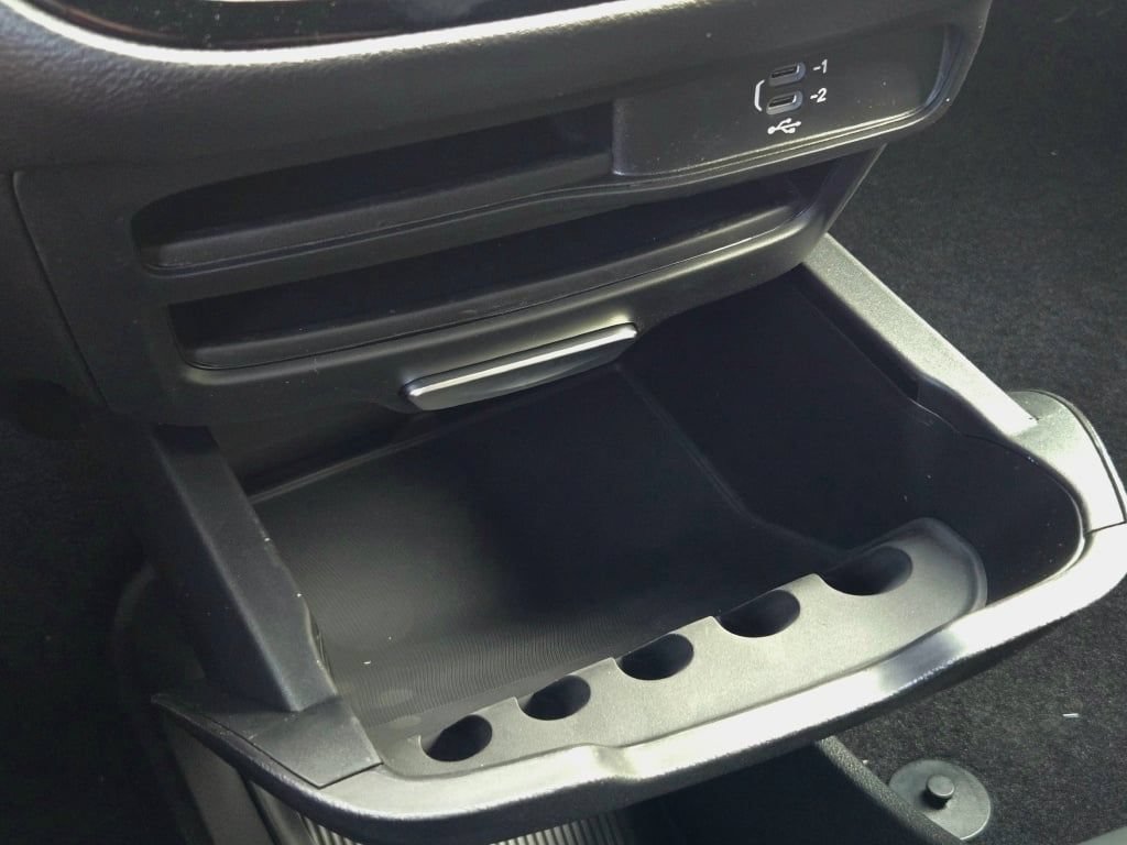 New 2027 Chrysler Pacifica Select AWD/4WD image 32