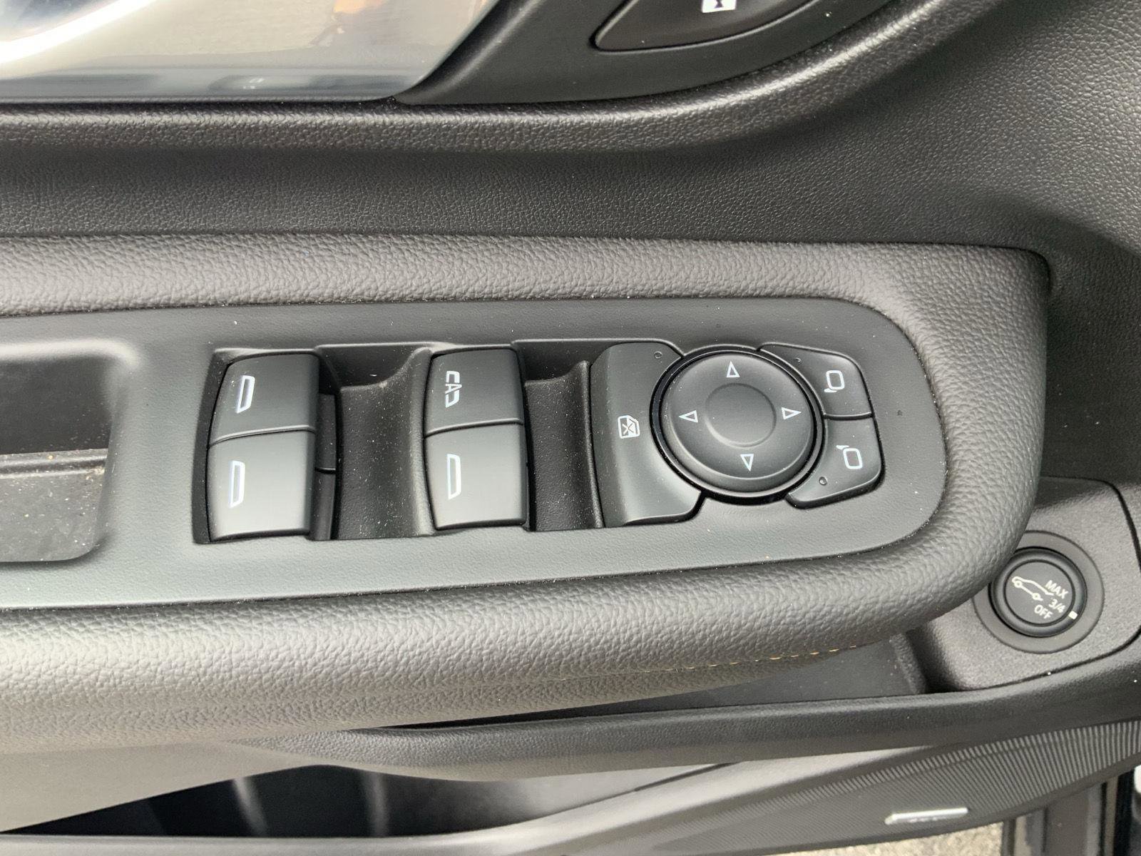 Used 2021 GMC Terrain SLT w/ Infotainment Package II FWD image 23