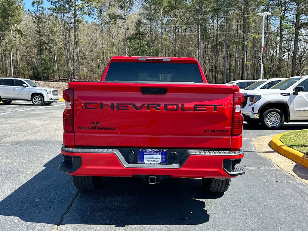 Used 2024 Chevrolet Silverado 1500 Custom w/ Turbomax Blackout Package image 15