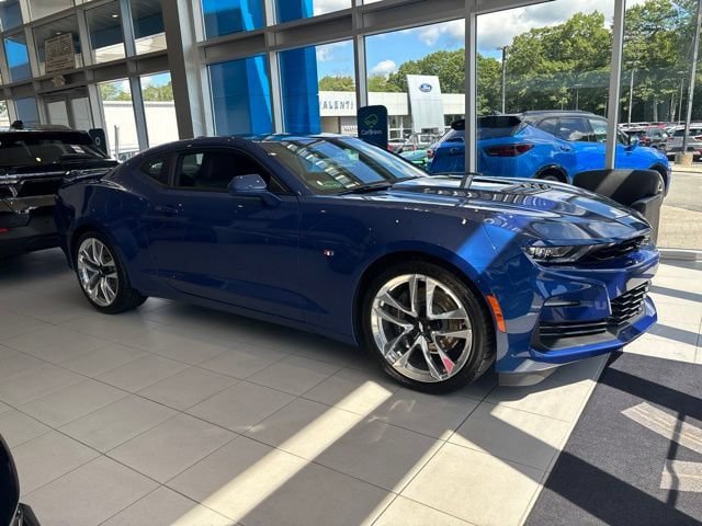 Used 2024 Chevrolet Camaro SS RWD image 3