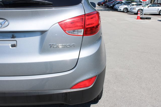 Used 2011 Hyundai Tucson GLS FWD image 39