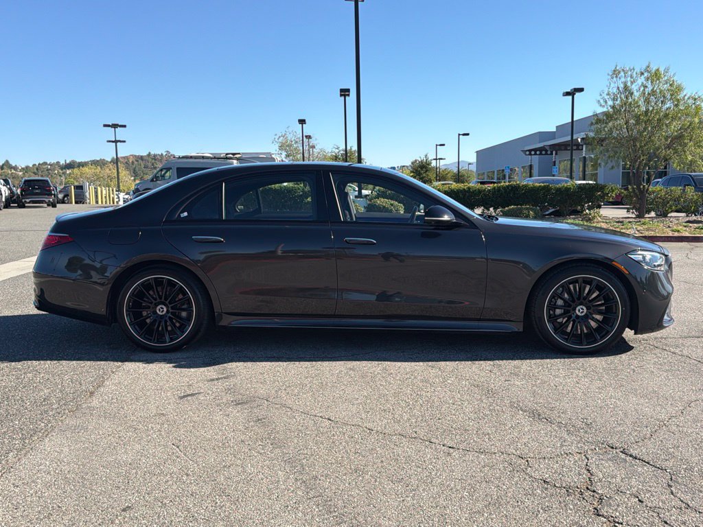 Certified 2024 Mercedes-Benz S 580e 4MATIC Sedan w/ AMG Line image 6