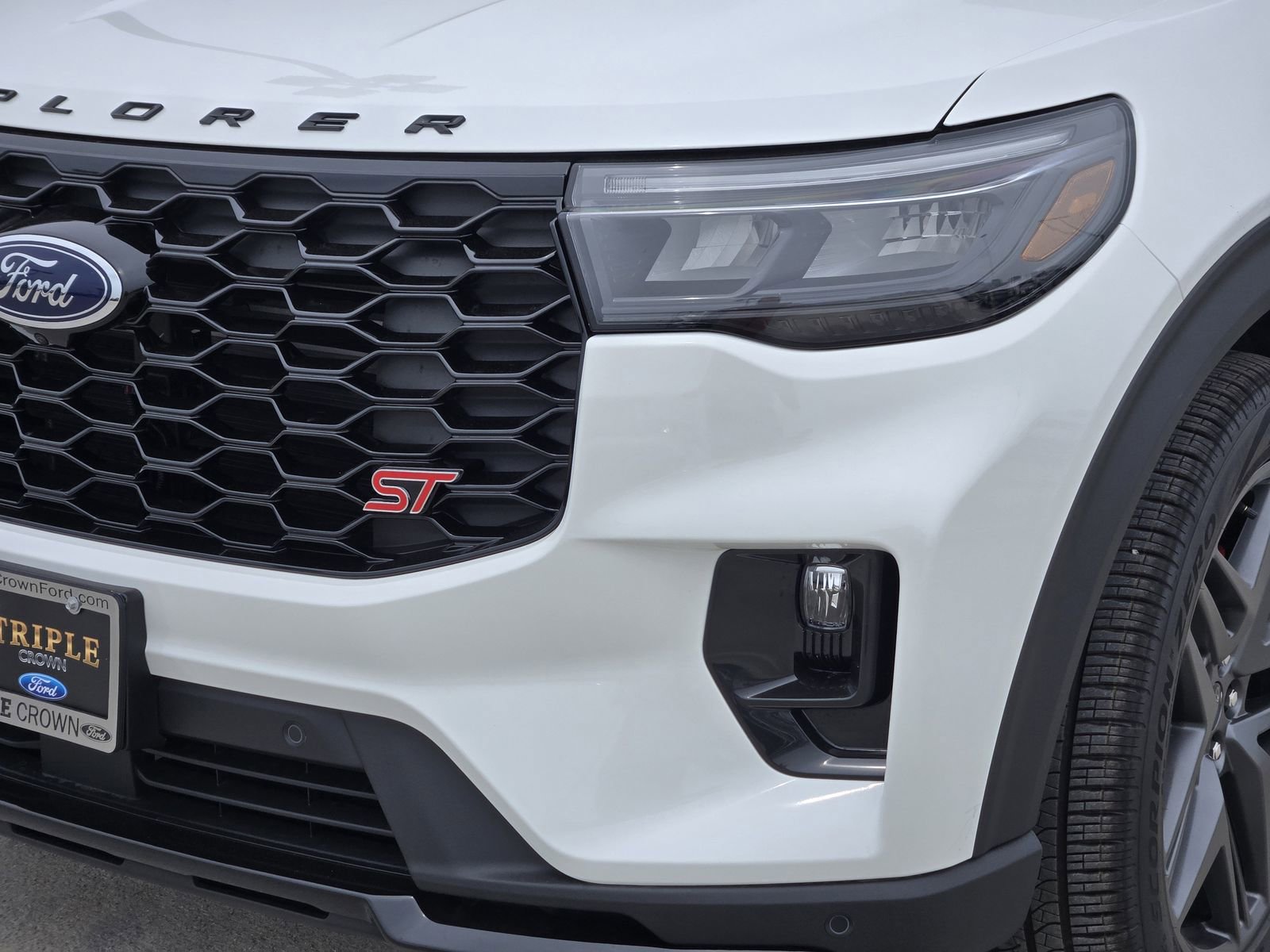 New 2026 Ford Explorer ST RWD image 9