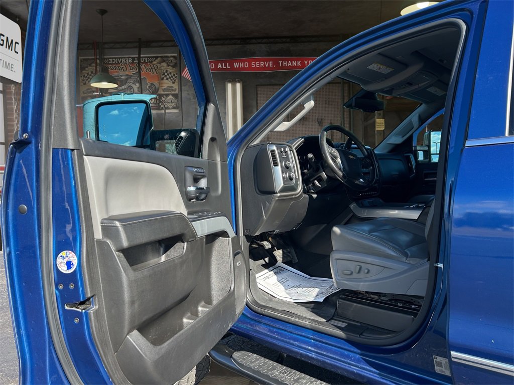 Used 2019 Chevrolet Silverado 2500 LTZ w/ Duramax Plus Package image 16