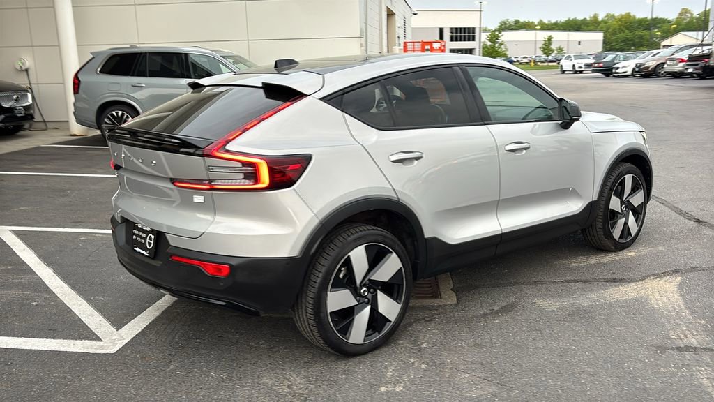 Used 2023 Volvo C40 P8 Recharge Plus AWD/4WD image 29