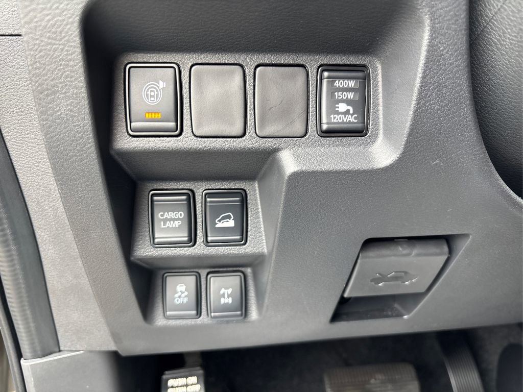 Used 2023 Nissan Frontier PRO-4X w/ Pro Convenience Package AWD/4WD image 38