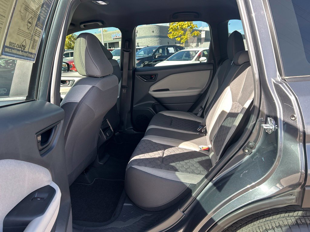 Used 2025 Subaru Forester AWD/4WD image 20