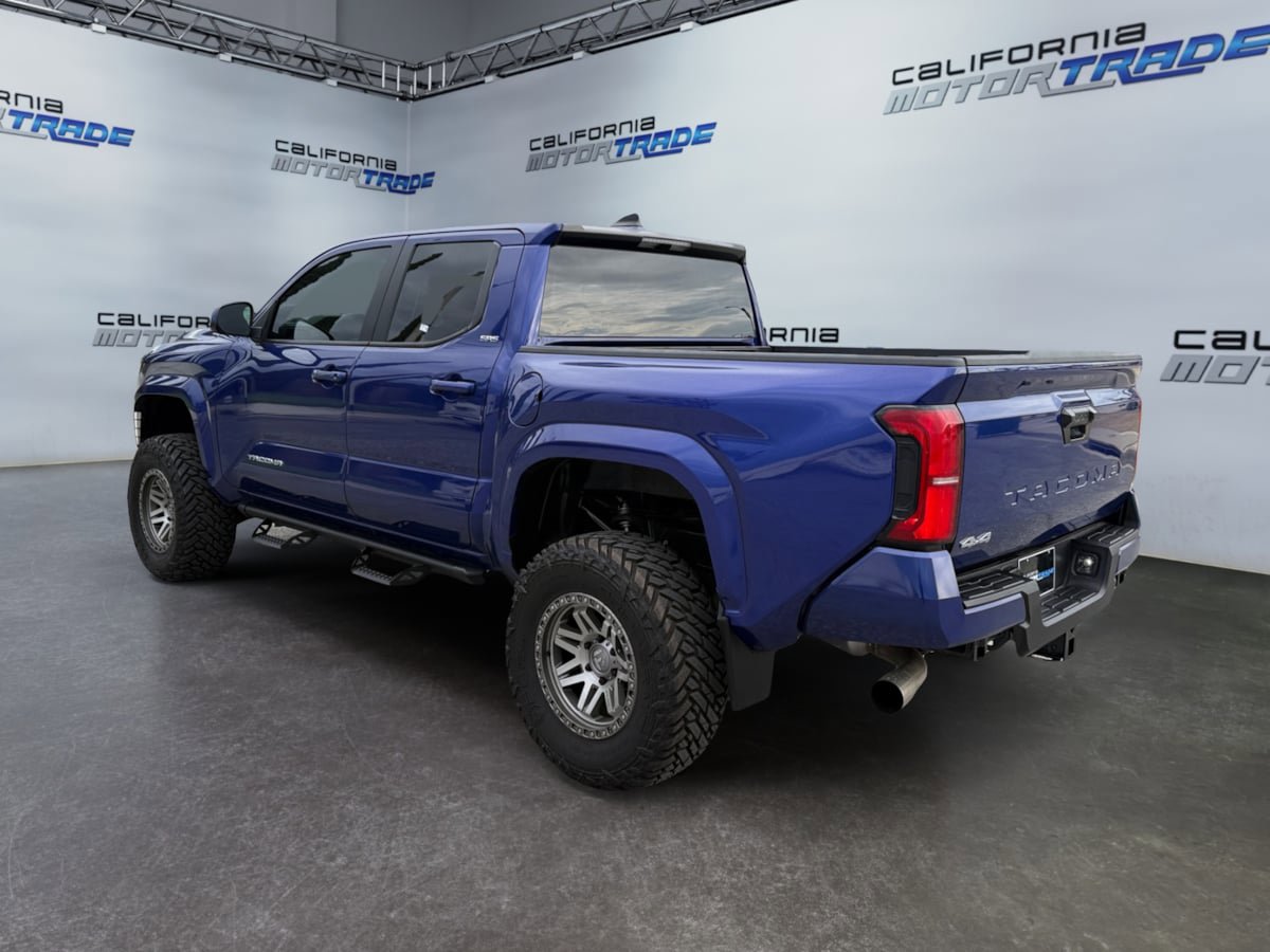 Used 2024 Toyota Tacoma 4x4 Double Cab image 7