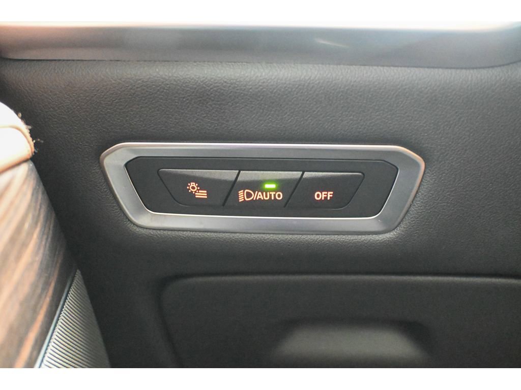 Used 2025 BMW X7 xDrive40i w/ Executive Package image 50