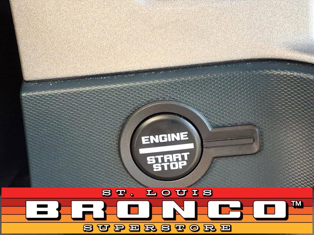Used 2024 Ford Bronco Outer Banks image 12