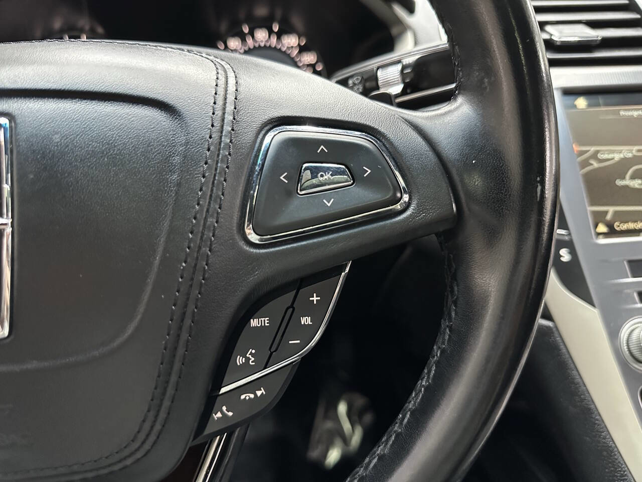 Used 2017 Lincoln MKZ Reserve w/ Technology Package image 22