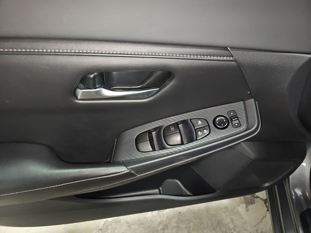 Used 2022 Nissan Sentra SV w/ All-Weather Package image 29