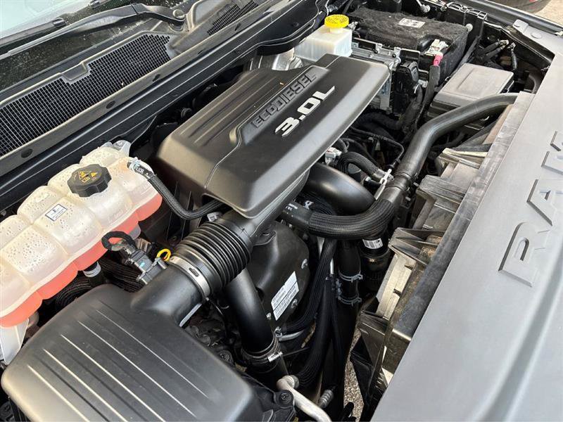 Used 2022 RAM 1500 Laramie AWD/4WD image 23