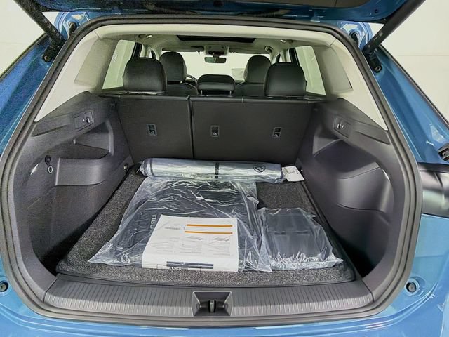 New 2026 Volkswagen Tiguan SE FWD image 28