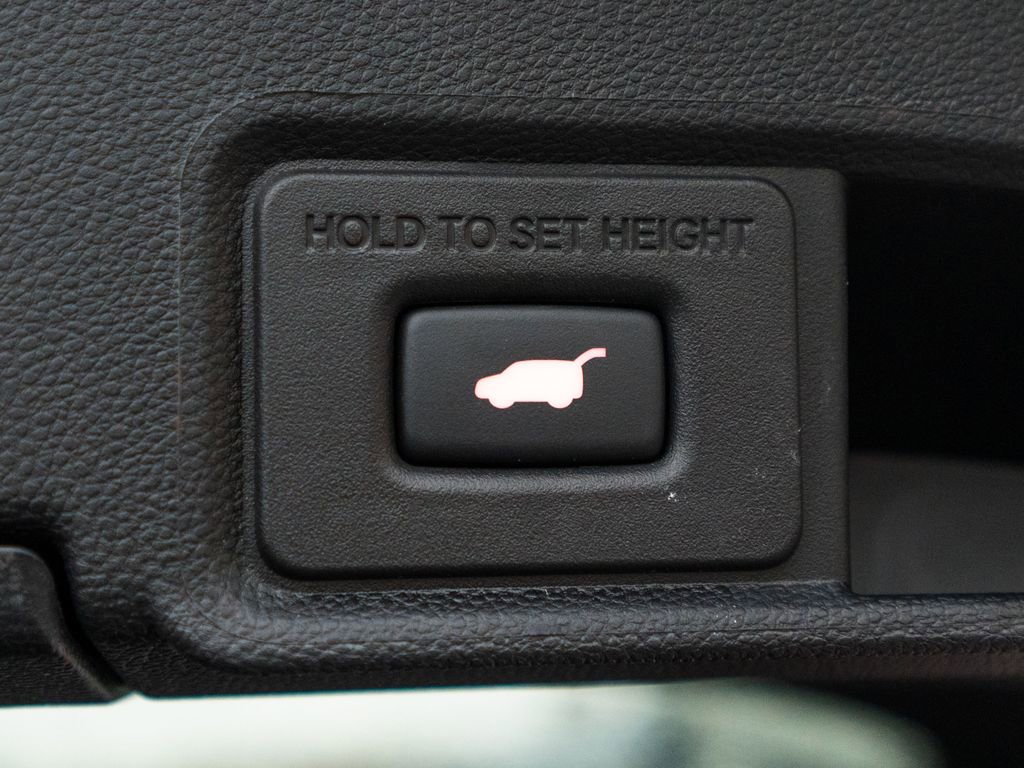 Certified 2025 Acura RDX SH-AWD w/ Technology Package image 43