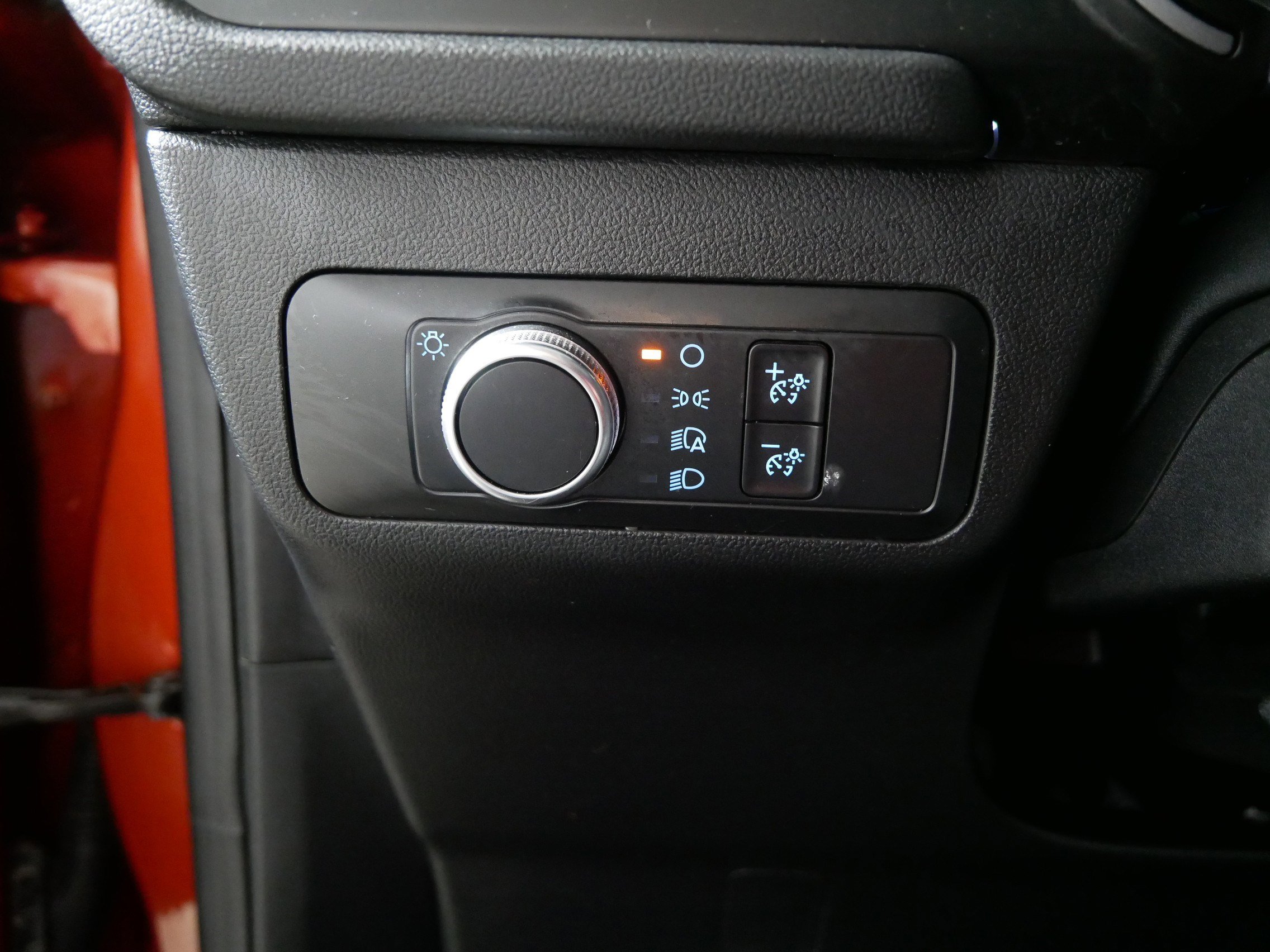 Used 2020 Ford Escape S image 26