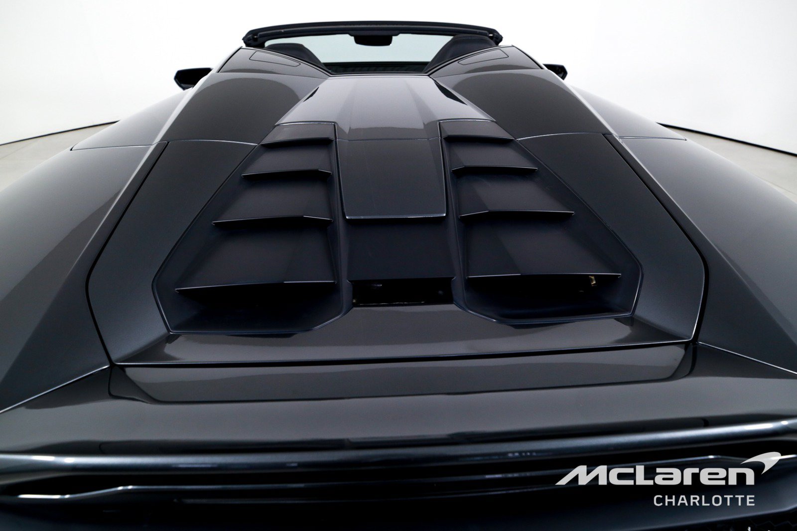 Used 2022 Lamborghini Huracan EVO RWD image 23