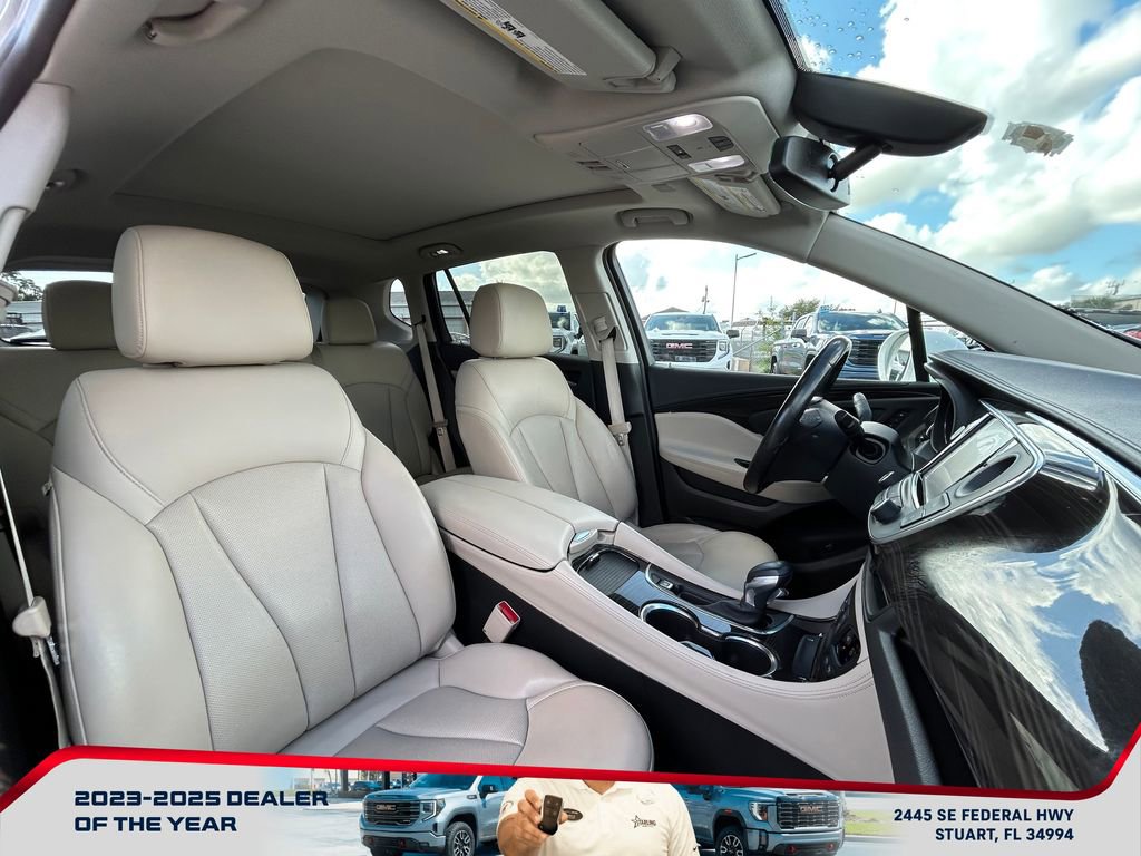 Used 2020 Buick Envision Essence w/ Experience Buick Package image 21