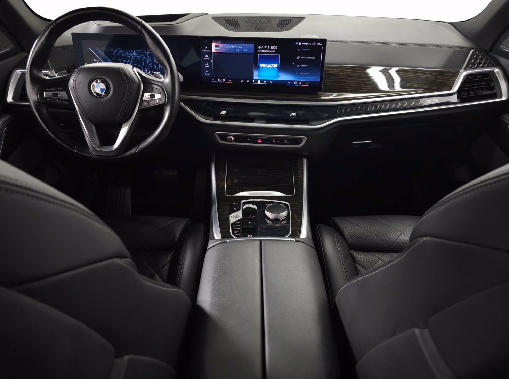 Used 2024 BMW X5 xDrive40i AWD/4WD image 12