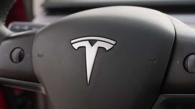 Used 2022 Tesla Model 3 RWD image 30