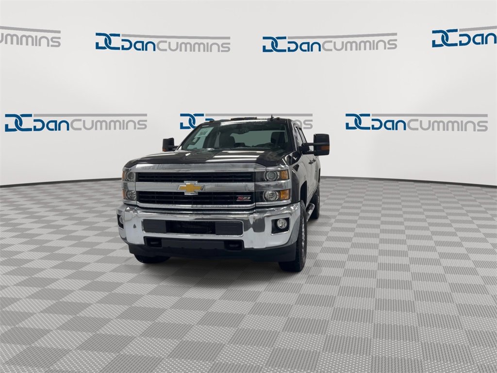 Used 2016 Chevrolet Silverado 2500 LT w/ LT Convenience Package image 3